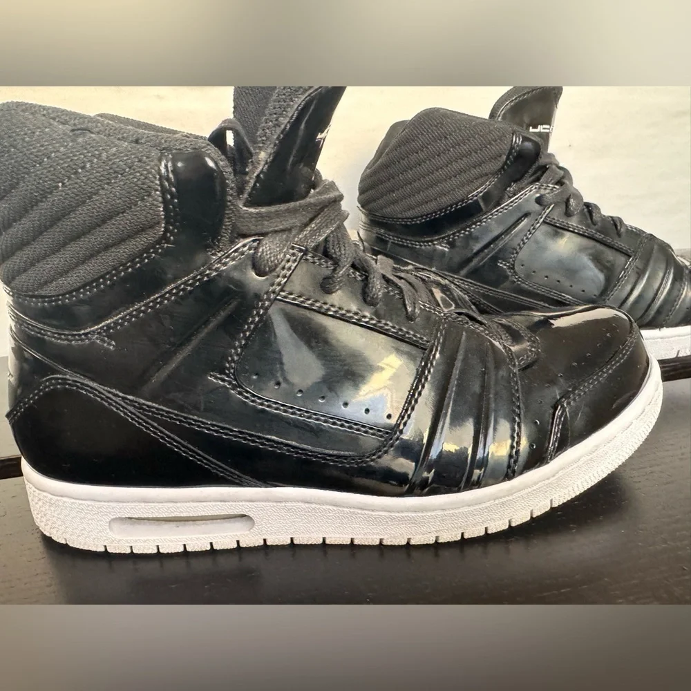 Mens Jordan L'Style II Black/White Patent Leather Shoes Size 10.5